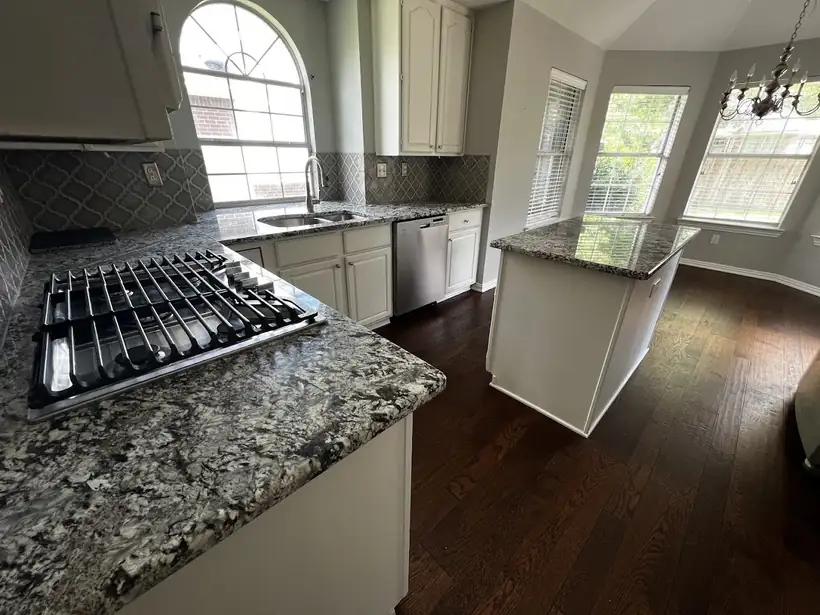 Spotless granite kitchen